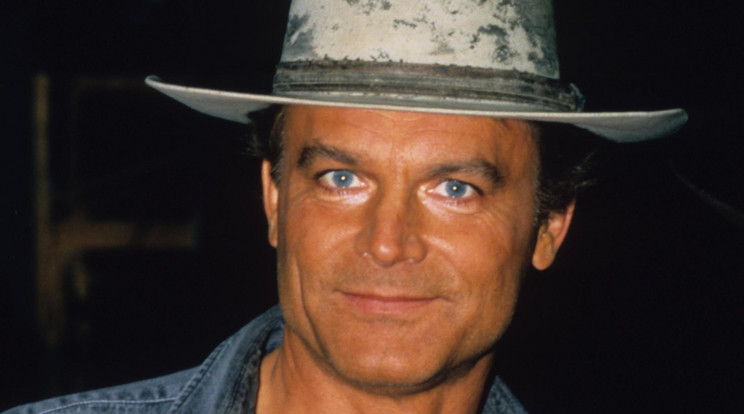 Terence Hill is értünk szorított /Fotó: Northfoto