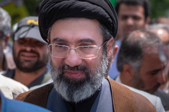 "TO JE LOŠ POČETAK ZA VOĐSTVO IRANA" Tramp kaže da je obavešten da je Hamnei GEJ: "To govori mnogo ljudi"