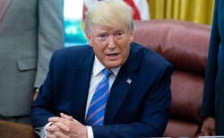 Iran zwiększa zapasy uranu. Trump: Igrają z ogniem