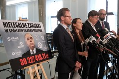 'Nielegalne zarobki w spółkach Skarbu Państwa'. KO prezentuje raport