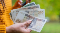 renta rodzinna z zus może zostać powiększona o dodatek, o którym mało kto wie. a to ponad 600 zł miesięcznie