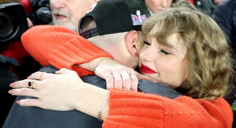 Taylor Swift wears a diamond tennis bracelet from Wove at the AFC Championship game.Rob Carr/Getty Images