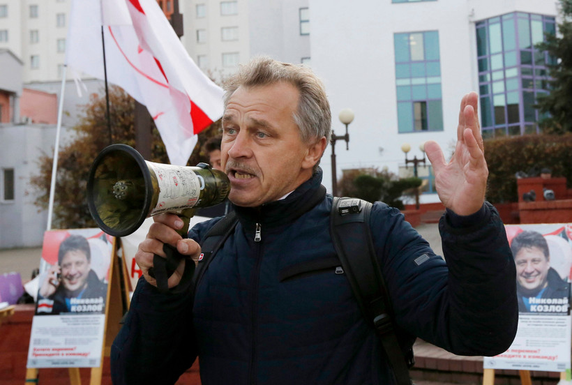 Białoruś: Anatol Labiedźka skazany na 15 dni aresztu