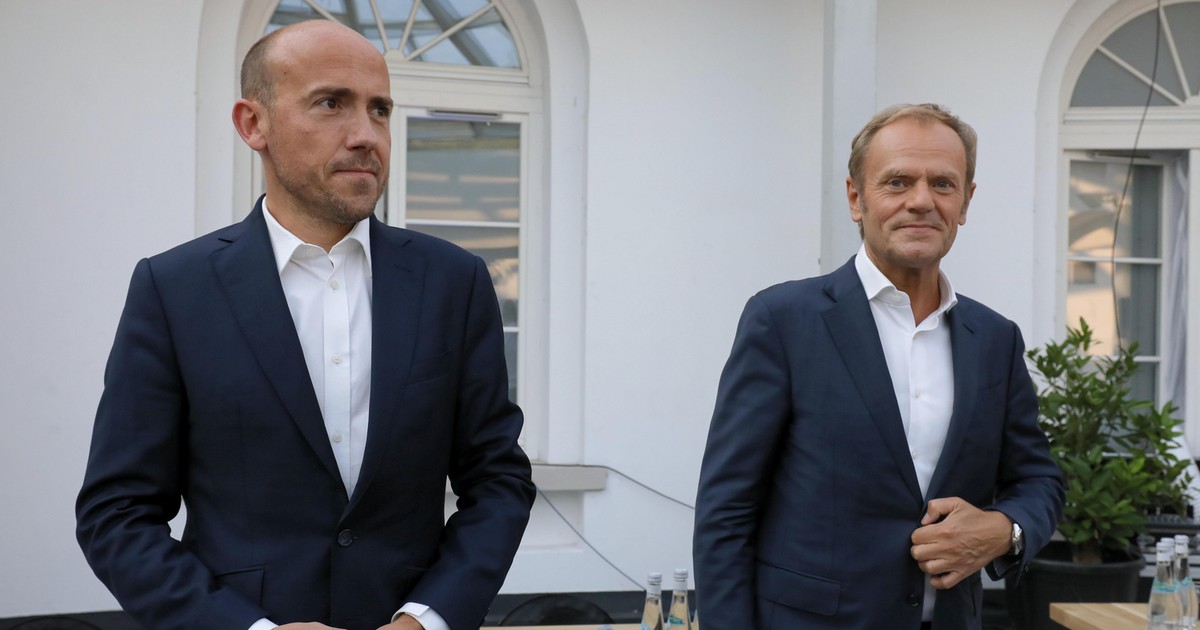 Donald Tusk na zamkniętym spotkaniu z KO: mieliście więcej frakcji niż procent poparcia - Vimarsana News