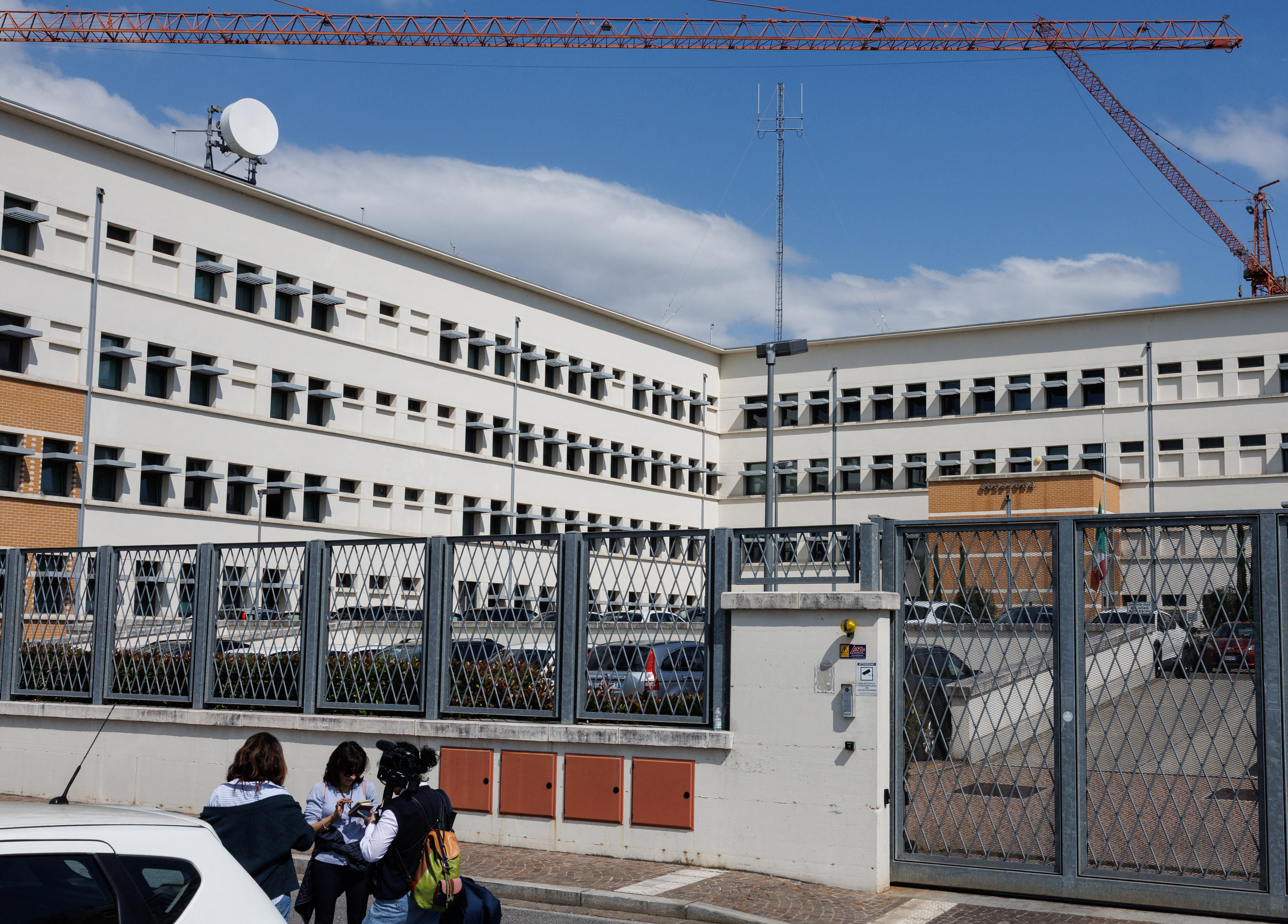 Arrestato 55enne per 5 rapine in 20 giorni a Firenze