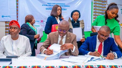 Lagos State governor, Babajide Sanwo-Olu (middle), with deputy governor, Dr Obafemi Hamzat (left), and Commissioner for Finance, Dr Rabiu Olowo (right) [NAN]