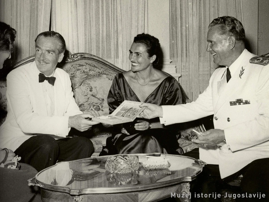 Jovanka Broz i Tito sa engleskim šefom diplomatije Entonijem Idnom