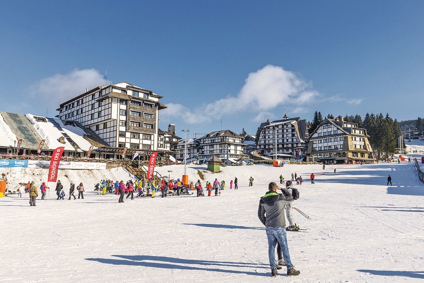Mnogi turisti kombinuju skijanje sa dočekom