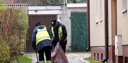 Tak sprzątają u premiera a kawałek dalej ... bajzel!