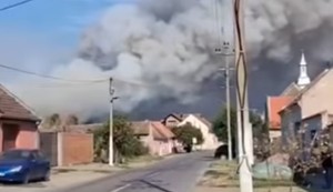 Požar u Deliblatskoj peščari snimljen iz sela Kajtasovo