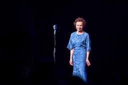 joanna szczepkowska nie odpuszcza karolowi nawrockiemu. "uliczny żul"