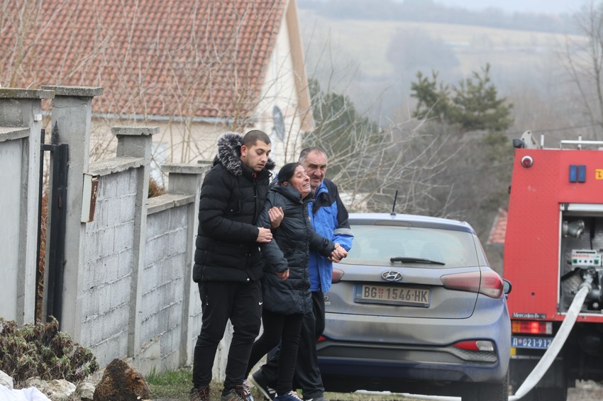 Žena je neutešno dozivala majku koja je korisnik Doma za stara lica