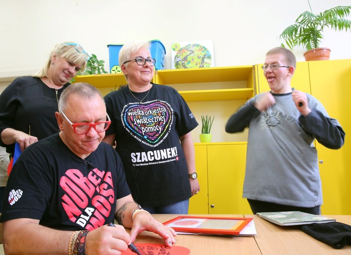 NOWOCZESNY INKUBATOR OD WIELKIEJ ORKIESTRY ŚWIĄTECZNEJ POMOCY