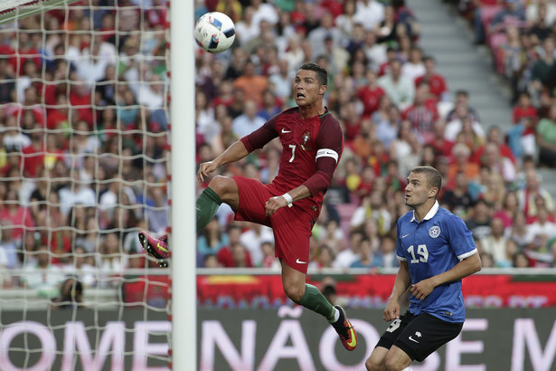 Euro 2016 : Cudowne gole Ronaldo w meczu towarzyskim z Estonią. Portugalia wygrała 7:0