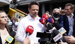 Trzaskowski przerywa kampanię i wraca do Warszawy. Prezydent o wypadku