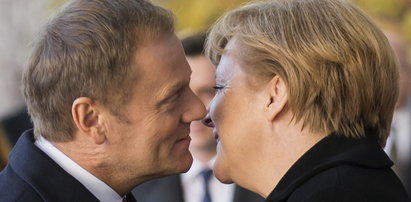 Cmoook! Tak całuje Tusk