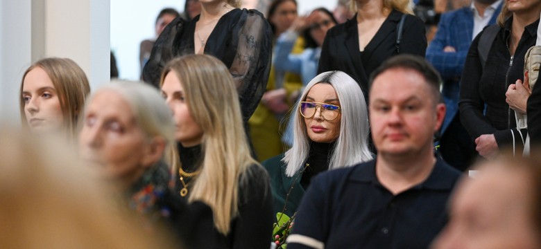 Minge chwali Janachowską: Mogłaby za swoje pieniądze zabrać męża hen, daleko...kupić mu torebkę