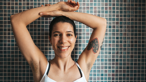 Ki dönt a szőrömről?! – A szőrtelenítés társadalmi nyomása a nők testén