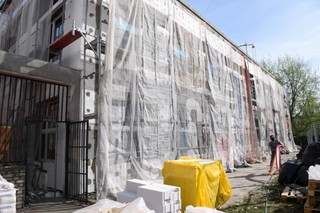 Szkoły i przedszkola remontują się na potęgę. Niektóre rękoma samorządowców