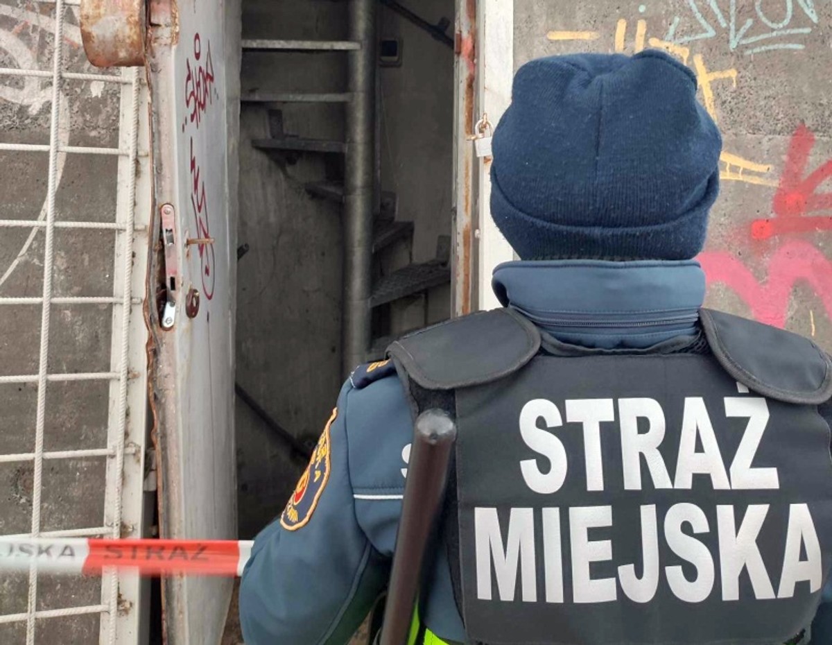 Stołeczna straż miejska interweniowała w sprawie włamania do Mostu Świętokrzyskiego