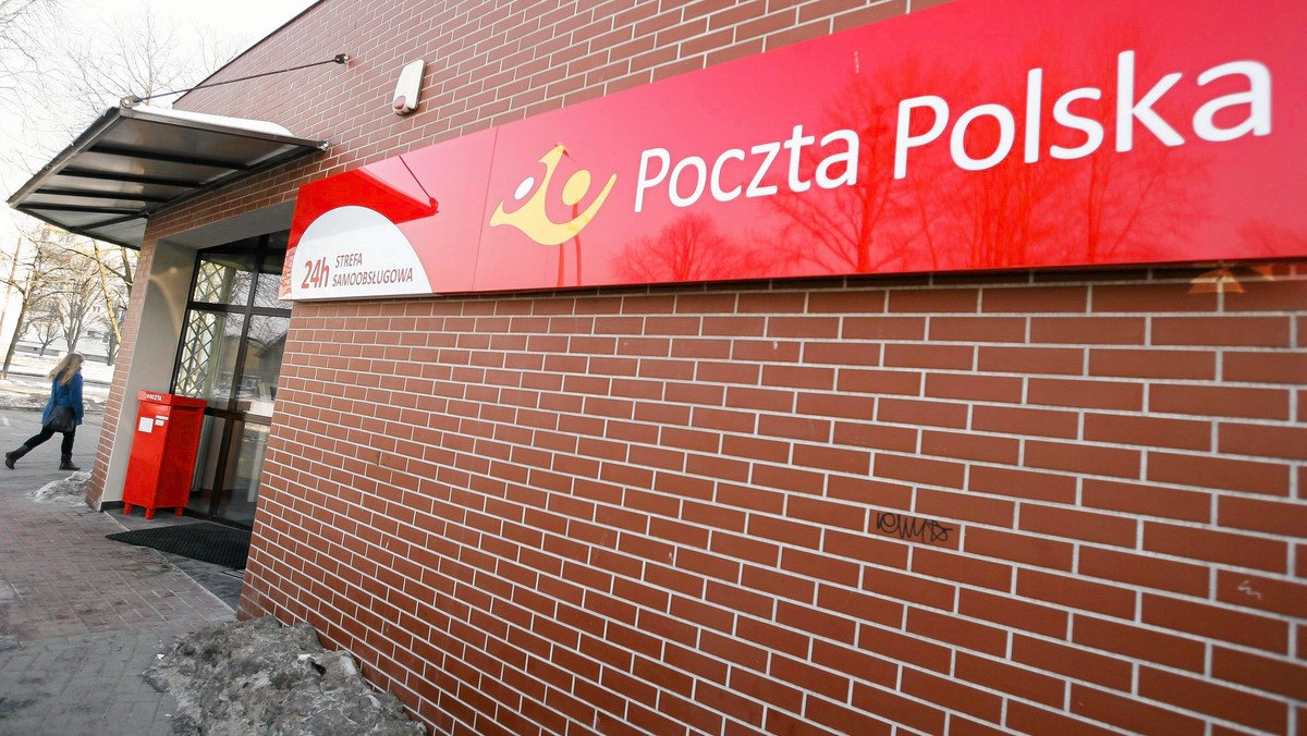 Uwaga na oszustów podszywających się pod Pocztę Polską! W mailach zawierających informacje o rzekomo nieodebranych przesyłkach kurierskich mogą być załączniki ze złośliwymi wirusami.