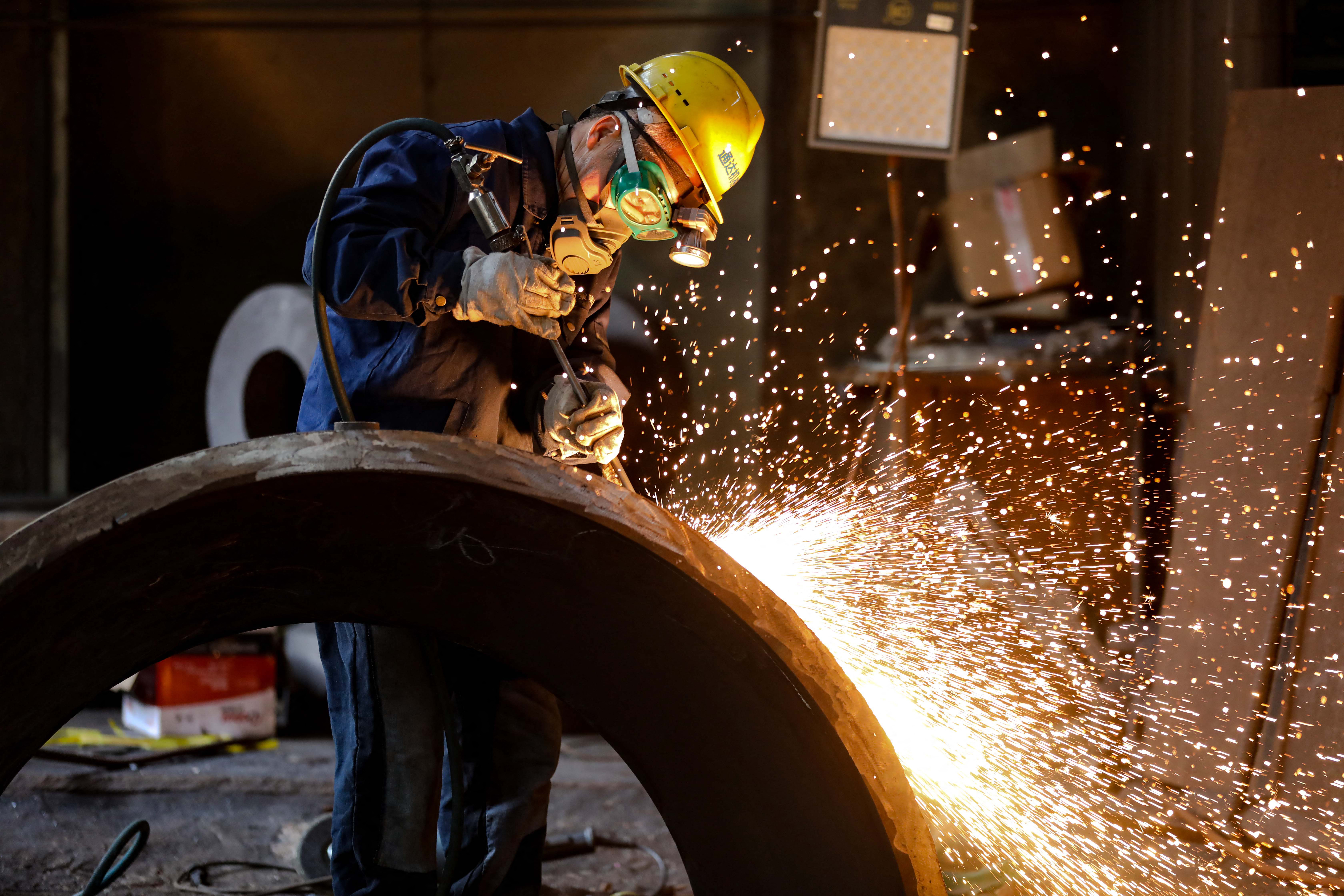 Cina: prezzi produzione -3,6%, 33° mese deflazione