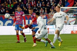 Pewna wygrana lidera z Częstochowy. Raków nie dał szans Śląskowi [WIDEO]