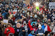 Protest w obronie TVN na krakowskim Rynku