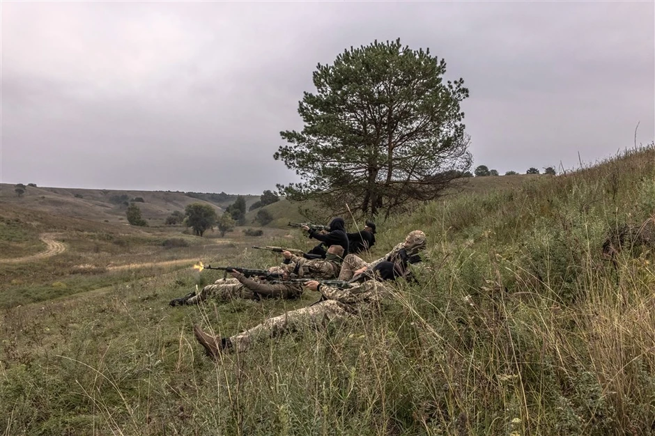 Dobrovoljci bataljona Džohar Dudajev na obuci u regionu Kijeva 17. septembra 2022.