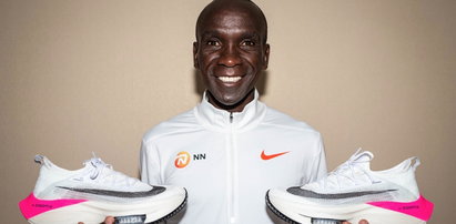 Kenijczyk Eliud Kipchoge przebiegł maraton poniżej dwóch godzin. Miał doping w butach?