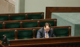 Polityk PiS: Sikorski zachęca terrorystów do akcji w Polsce