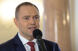 prezydent nawrocki proponuje zmiany w szkołach. to konkurencja dla pro