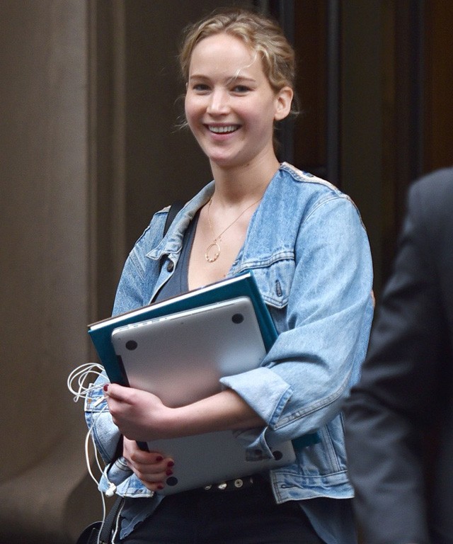 Jennifer Lawrence smink nélkül
