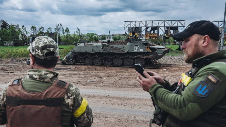 Wojna w Ukrainie. Dwie ofensywy w Donbasie. Kto wygra wojnę? Analiza