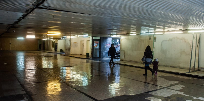 Jest remont! Tunel przy budynku LOT w Gdańsku przestanie straszyć