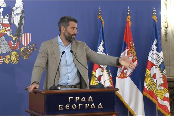 Šapić o đačkoj pomoći od 20.000 dinara: Otkrio do kada će roditeljima biti uplaćen novac