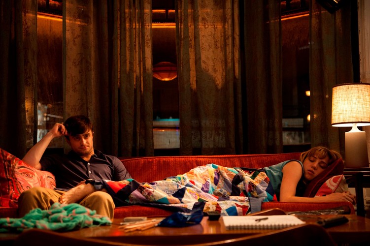 Daniel Radcliffe i Zoe Kazan w komedii 'Słowo na >>M