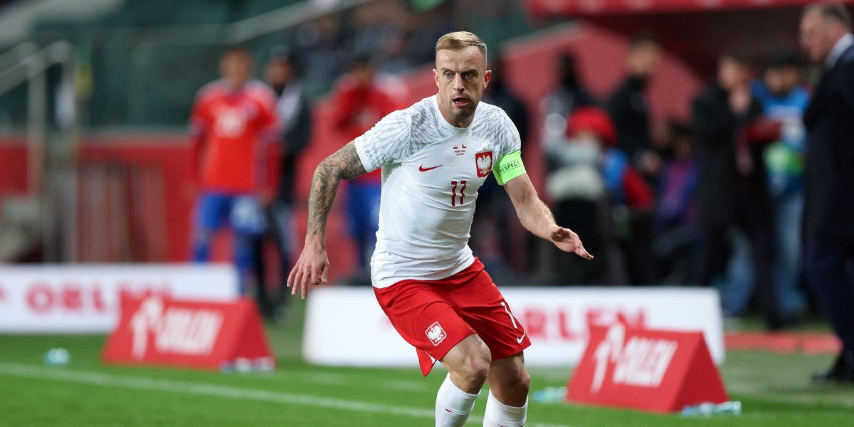 Kamil Grosicki wszedł w drugiej połowie i przejął opaskę kapitana.