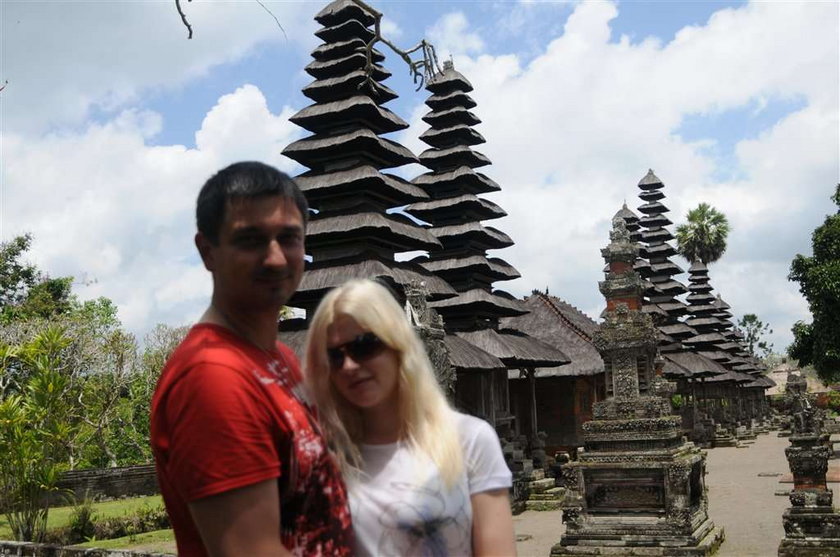 Misiak zabrał żonę na Bali