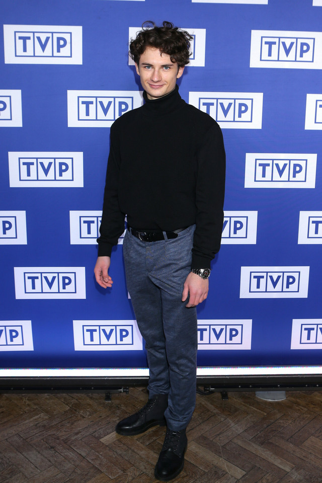 Jakub Jankiewicz już tak nie wygląda. Wyrósł na przystojniaka! Kobieta