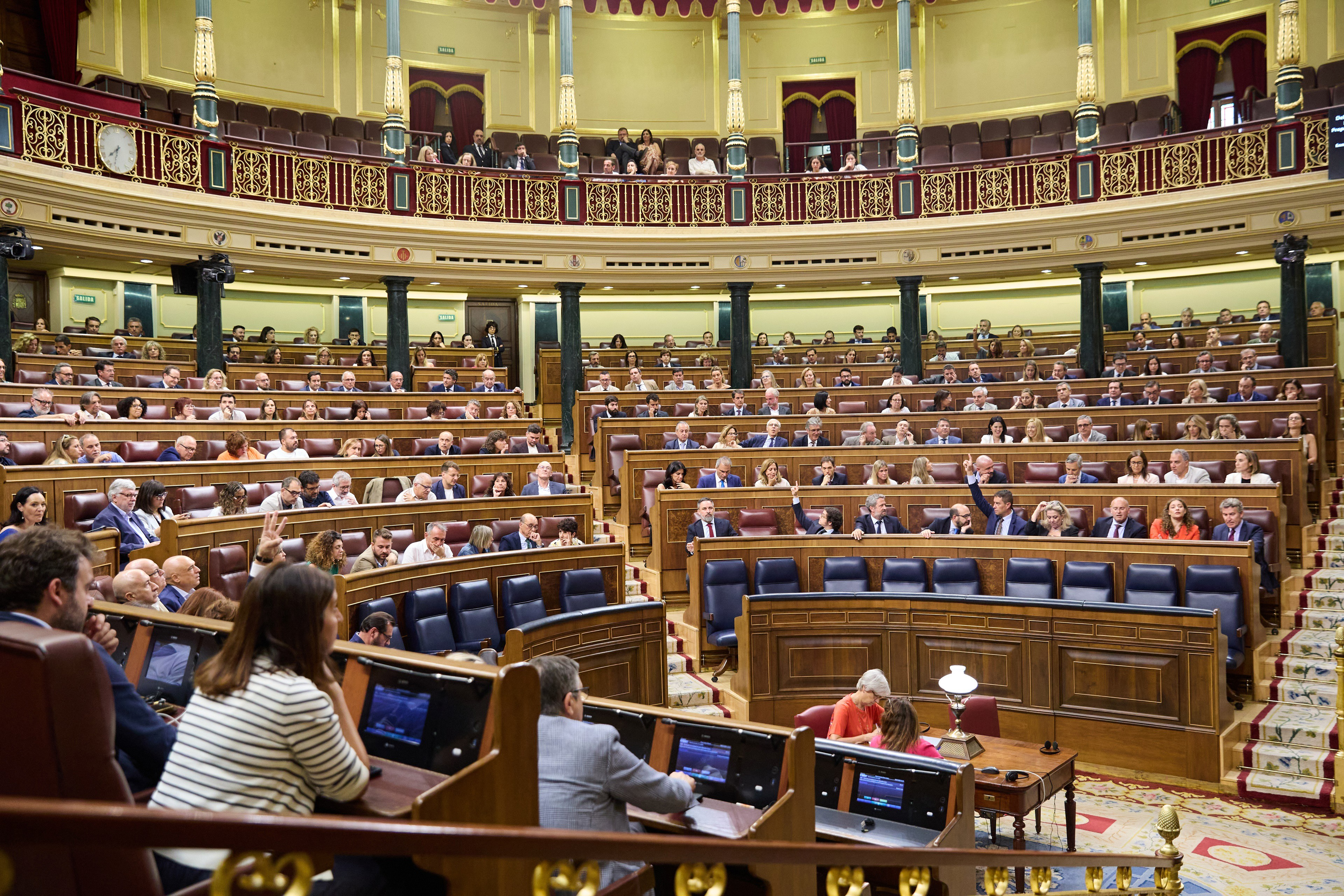 Congreso cierra curso: Decretos en riesgo por voto Podemos
