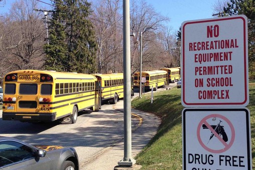 USA autobus szkolny Franklin Regional High School