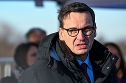 Rozłam w PiS wisi na włosku. Tajny plan Morawieckiego na koalicję z PSL?