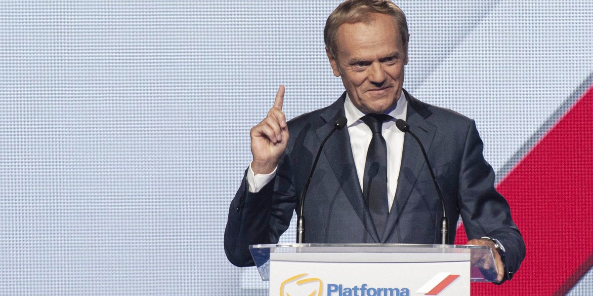 "Mieszkanie jest prawem człowieka" - przekonywał Tusk.