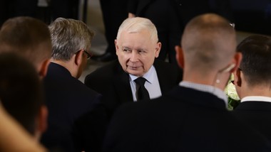 europoseł o działaniach partii kaczyńskiego wokół safe. "pis chce się przytulić do brauna"