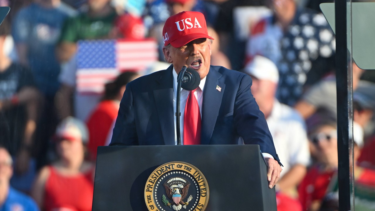 Donald Trump rozmawiał z Wołodymyrem Zełenskim. Pierwsze szczegóły