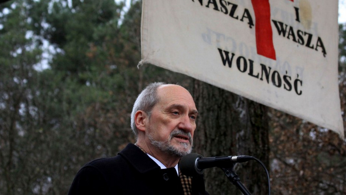 W Ministerstwie Obrony Narodowej trwają prace nad zapewnieniem Polsce dostępu do broni jądrowej. Taką informację podał wiceminister Tomasz Szatkowski w wywiadzie dla Polsat News 2.