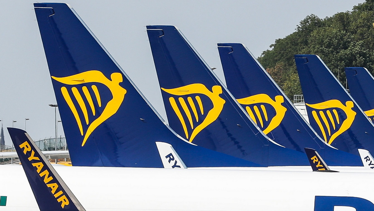 W związku z możliwym rozszerzeniem strajków pracowników irlandzkiego przewoźnika Ryanair szef linii Michael O'Leary powiedział wczoraj, że możliwe jest przeniesienie personelu i samolotów do Polski, by uniknąć strat dla firmy.