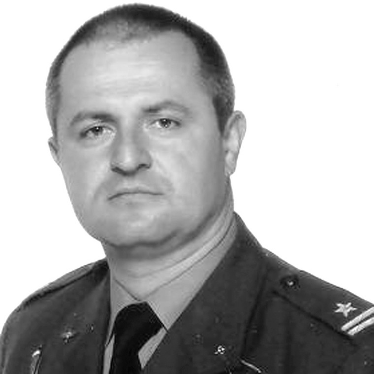 mjr pilot Grzegorz Jułga