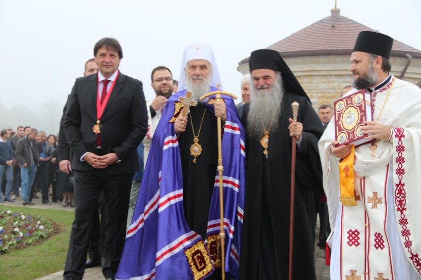 Bratislav Gašić, patrijarh Irinej i vladika kruševački David Perović